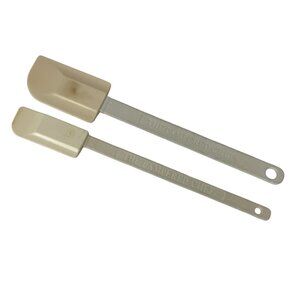 The Pampered Chef 2-Piece White Spatula Set For Baking & Cooking